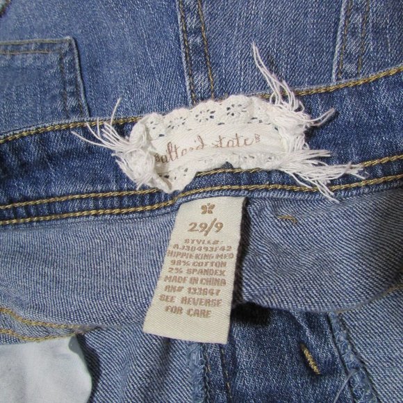Altar'd State Jean Shorts Hippie King Lace Distressed sz 29/9 - Picture 5 of 5